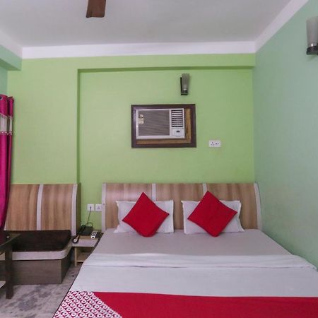 Oyo 60609 Hotel Tanushree Rampurhat Exteriör bild