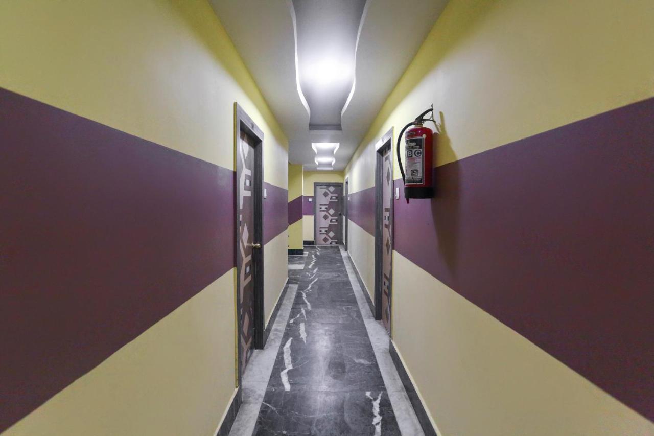 Oyo 60609 Hotel Tanushree Rampurhat Exteriör bild