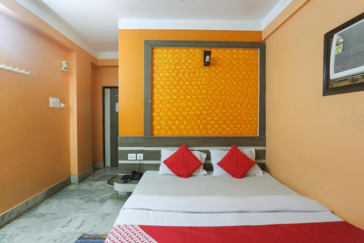 Oyo 60609 Hotel Tanushree Rampurhat Exteriör bild